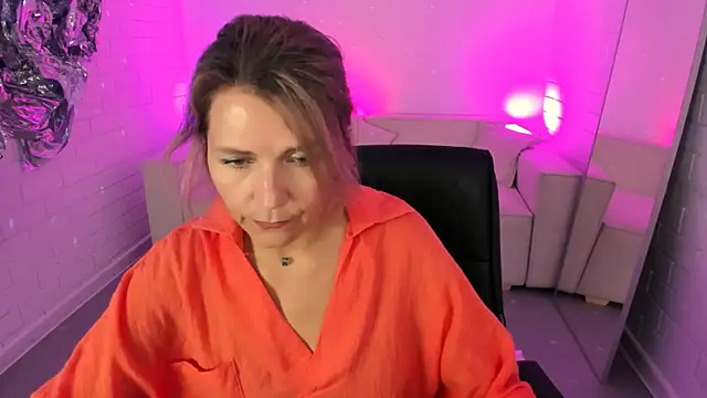 NicoleHitman online show from 08.03.26