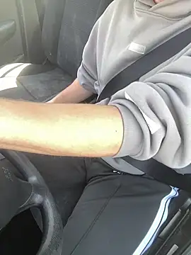 Snapshot of MarkusHorney chatting on 03.19.25 MarkusHorney online show from 03.19.25