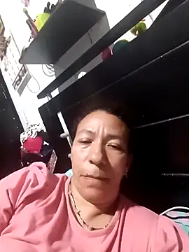 Snapshot of Antonela45 chatting on 04.16.26 Antonela45 online show from 04.16.26