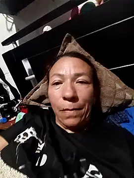 Snapshot of Antonela45 chatting on 04.23.26 Antonela45 online show from 04.23.26