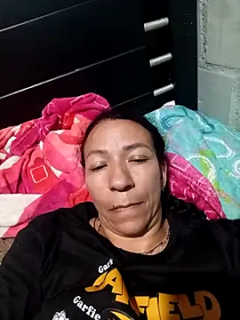Snapshot of Antonela45 chatting on 04.29.26 Antonela45 online show from 04.29.26