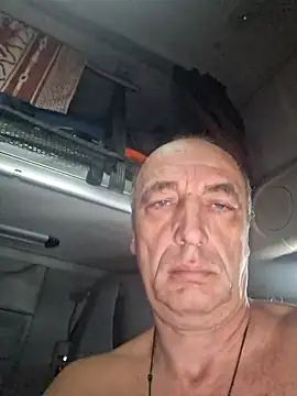 Snapshot of aleksis1313 chatting on 11.02.25 aleksis1313 online show from 11.02.25