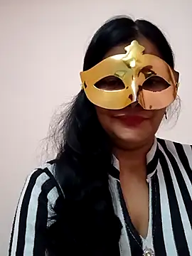 Snapshot of Ronak_kaur chatting on 11.30.25 Ronak kaur online show from 11.30.25