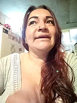 isis milove online show from 04.10.26