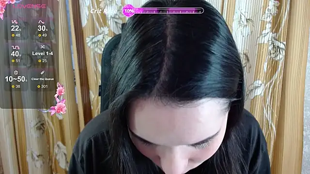 KateForLove online show from 10.21.25