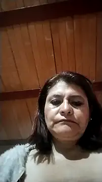 Snapshot of BiancaSteel chatting on 11.30.25 BiancaSteel online show from 11.30.25