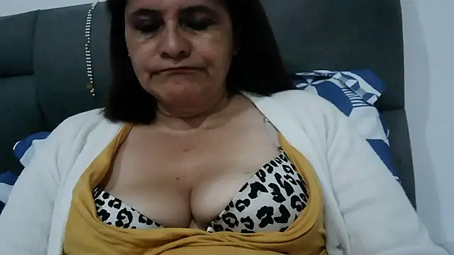 Snapshot of BiancaSteel chatting on 01.13.26 BiancaSteel online show from 01.13.26