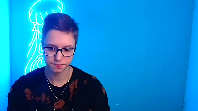 Bella Swannn online show from 03.14.25