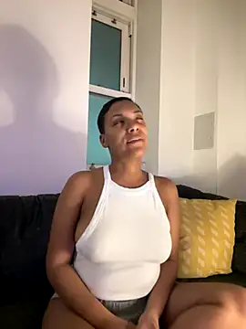 Melia Rayne online show from 11.21.25