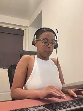 Melia Rayne online show from 05.15.26