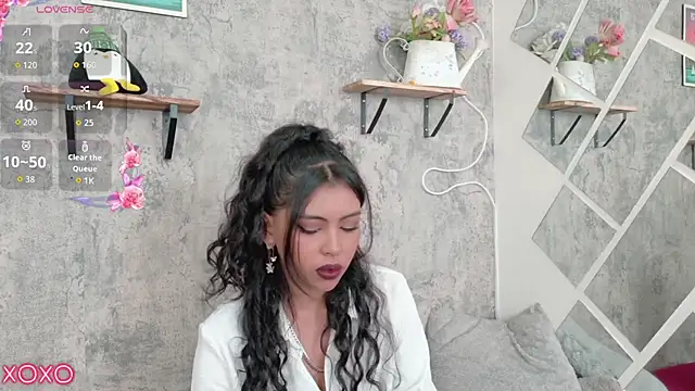 Devil AliceXo online show from 05.04.26