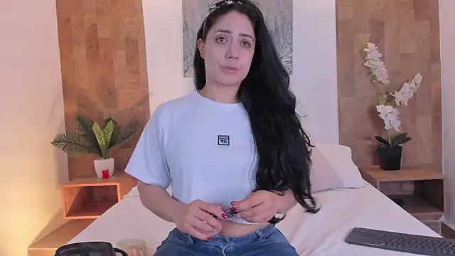 isabella winkler online show from 07.09.26