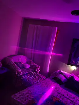 BADCOMPANY123 online show from 09.29.25