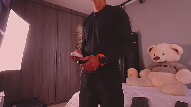 ErosKhaos online show from 04.14.26