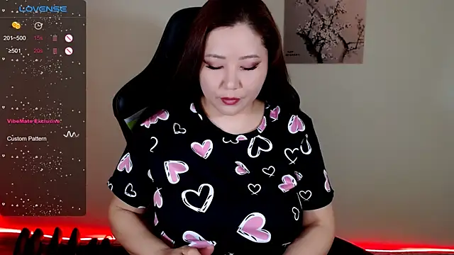 Snapshot of LisaAsianFlower chatting on 04.17.26 LisaAsianFlower online show from 04.17.26