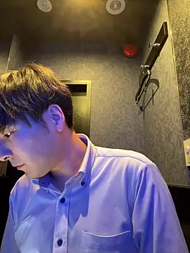 waka3232 online show from 04.30.26