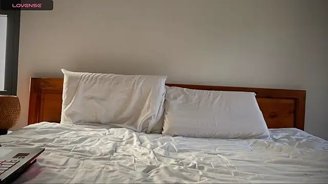 Aurora 5 online show from 03.09.25