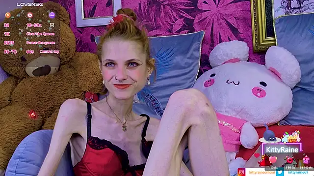 Snapshot of KittyRaine chatting on 07.03.26 KittyRaine online show from 07.03.26