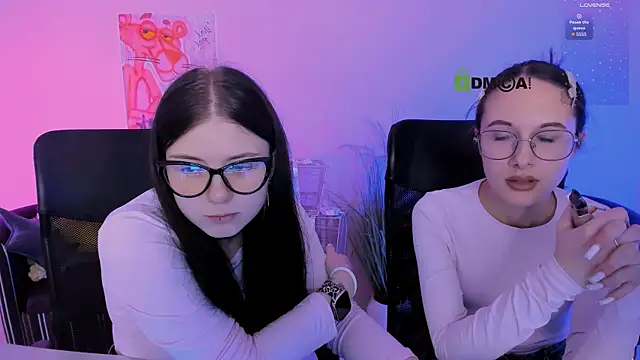 Snapshot of mona_cloud chatting on 01.12.26 mona cloud online show from 01.12.26