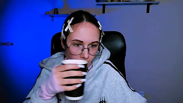 Snapshot of mona_cloud chatting on 01.31.26 mona cloud online show from 01.31.26