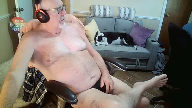 superbearboss online show from 05.06.26