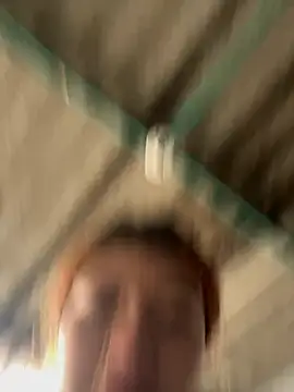 Karina Leon online show from 04.17.26