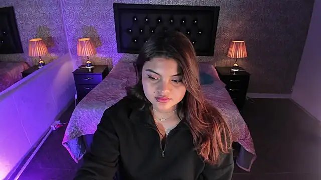 Scarlett  Johanson online show from 03.16.25