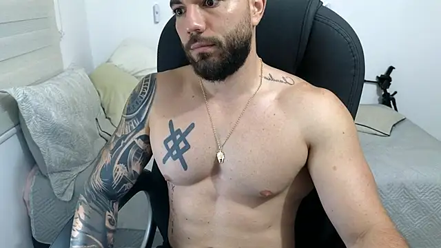 Snapshot of Isaac_Carter chatting on 06.19.26 Isaac Carter online show from 06.19.26
