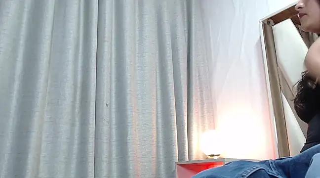 Snapshot of AvaX_777 chatting on 03.13.25 AvaX 777 online show from 03.13.25