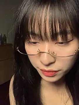 Snapshot of 214Jun chatting on 03.07.26 214Jun online show from 03.07.26