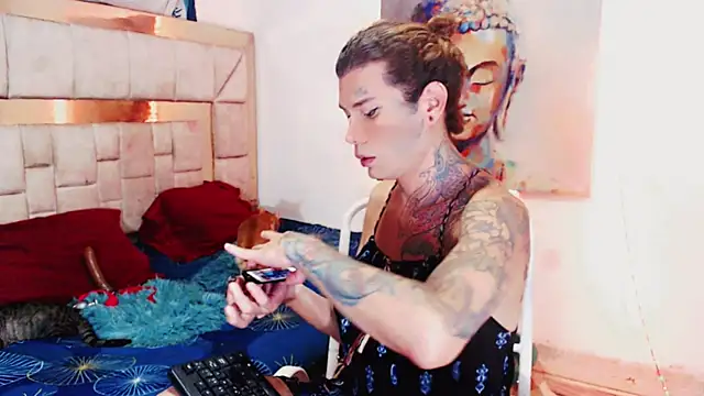 Snapshot of ana_tsxxx chatting on 10.24.25 ana tsxxx online show from 10.24.25