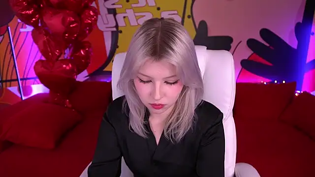 SelenaIris online show from 03.10.25