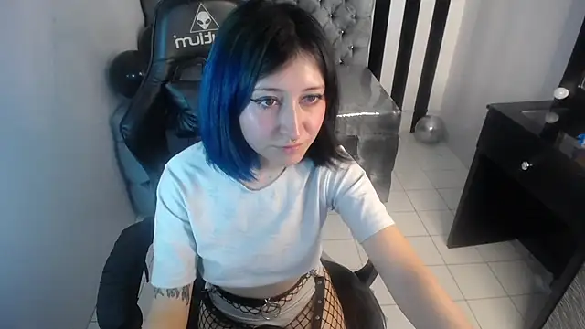 Snapshot of lissacatty_t chatting on 03.22.25 lissacatty t online show from 03.22.25