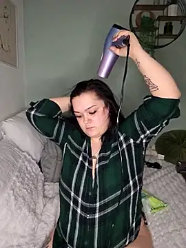 Saucy-Serenity online show from 02.22.26