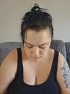Snapshot of Saucy-Serenity chatting on 07.18.26 Saucy-Serenity online show from 07.18.26