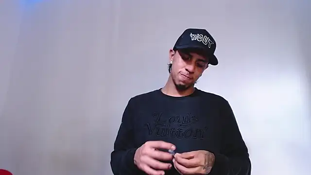 Monkey uchiha777 online show from 01.14.26