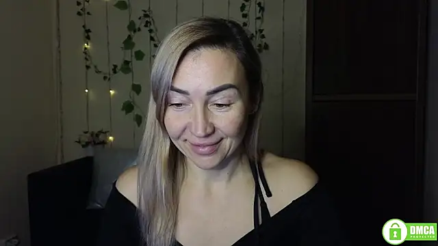 Kiss julli88I online show from 12.20.25