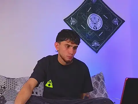 samevansx  online show from 11.12.25