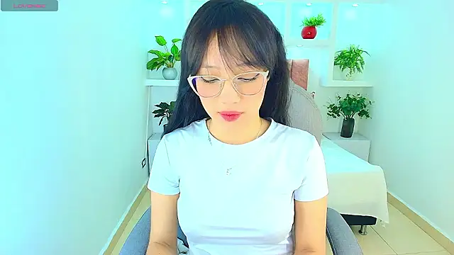 Snapshot of sharon_rosse__ chatting on 02.16.26 sharon rosse online show from 02.16.26