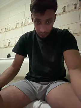 Snapshot of Pennys19CM chatting on 03.05.25 Pennys19CM online show from 03.05.25