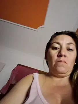 Snapshot of Luna-nevada chatting on 11.08.25 Luna-nevada online show from 11.08.25