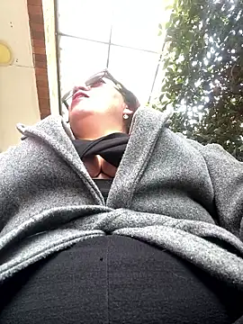 Snapshot of Luna-nevada chatting on 01.12.26 Luna-nevada online show from 01.12.26