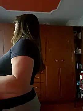 Snapshot of Luna-nevada chatting on 01.18.26 Luna-nevada online show from 01.18.26