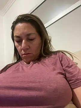 Snapshot of Luna-nevada chatting on 03.04.26 Luna-nevada online show from 03.04.26