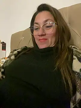 Snapshot of Luna-nevada chatting on 07.18.26 Luna-nevada online show from 07.18.26