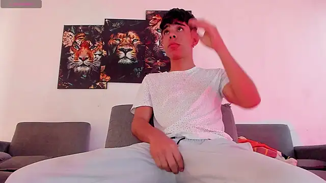 Snapshot of JesusA_94 chatting on 03.15.25 JesusA 94 online show from 03.15.25