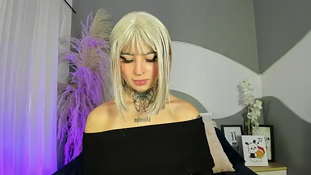 Zhally Dee online show from 04.28.26