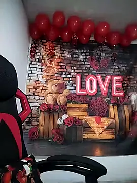 Snapshot of esmeralda_jadees chatting on 02.23.26 esmeralda jadees online show from 02.23.26