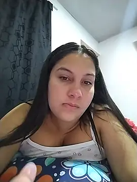 esmeralda jadees online show from 07.05.26