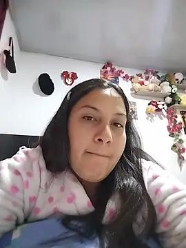 esmeralda jadees online show from 07.18.26
